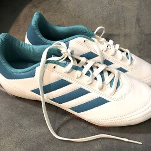 Adidas womens firm ground cleets